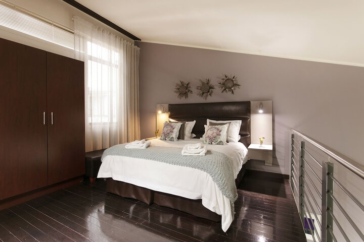 Room 5 of 36
