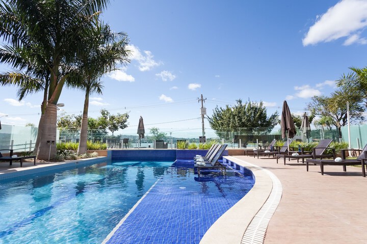 Pool 39 of 72