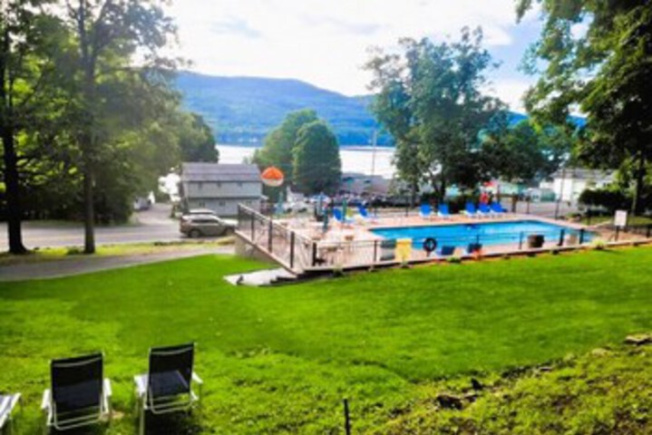 Pool 226 of 342