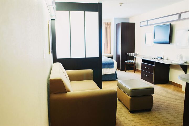 Room 15 of 29
