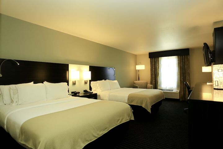 Room 2 of 26