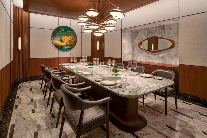 Dining 54 of 96