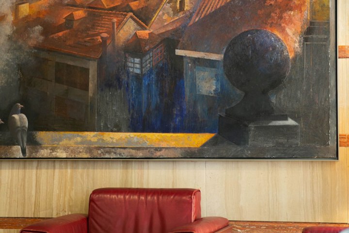 Entrance & Lobby