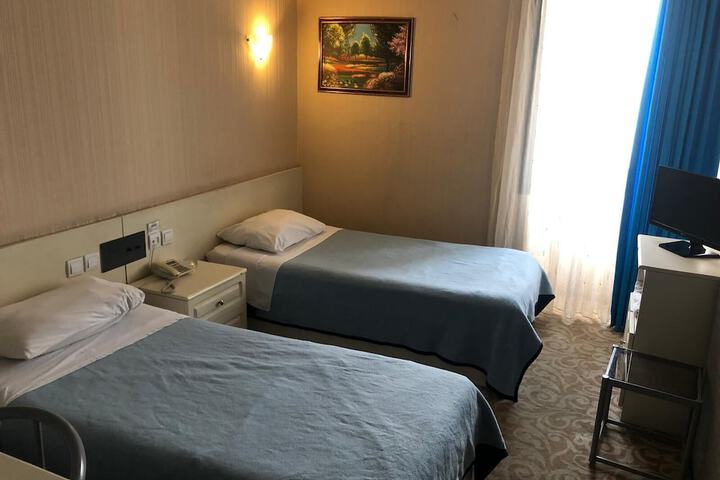 Room 7 of 23