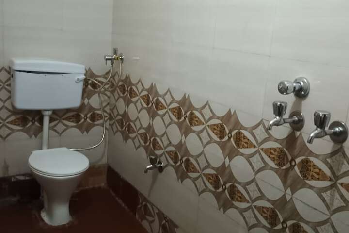 Room 19 of 40