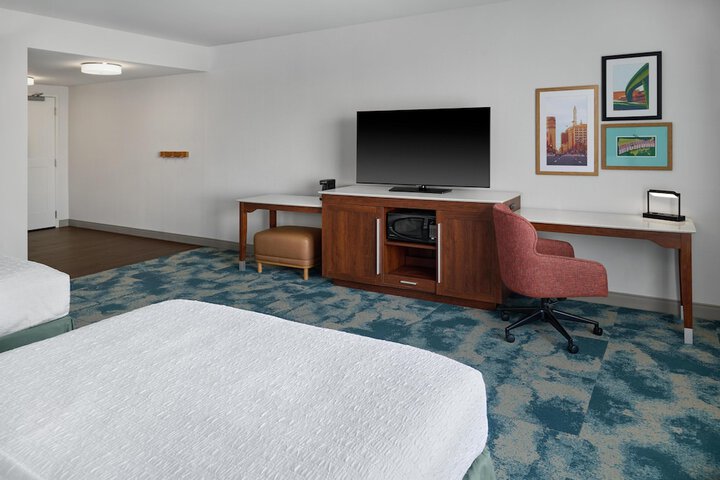 Room 12 of 46