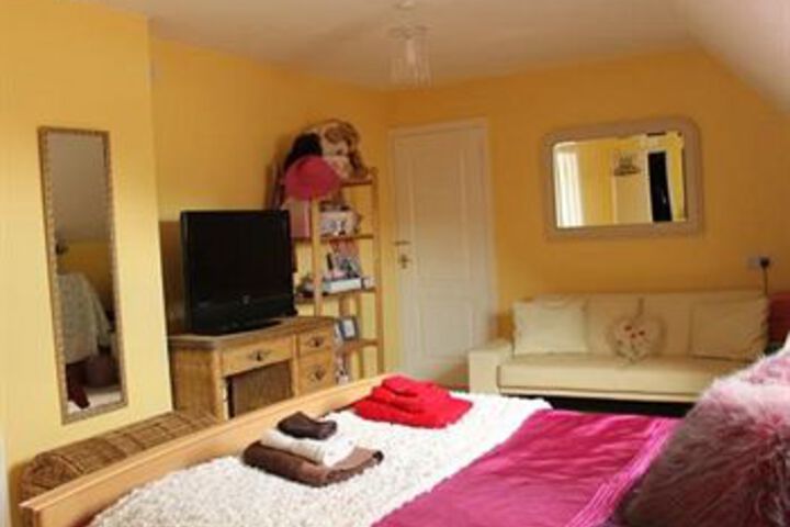 Room 12 of 23