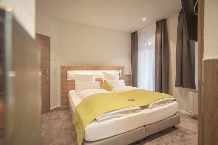 Room 16 of 59