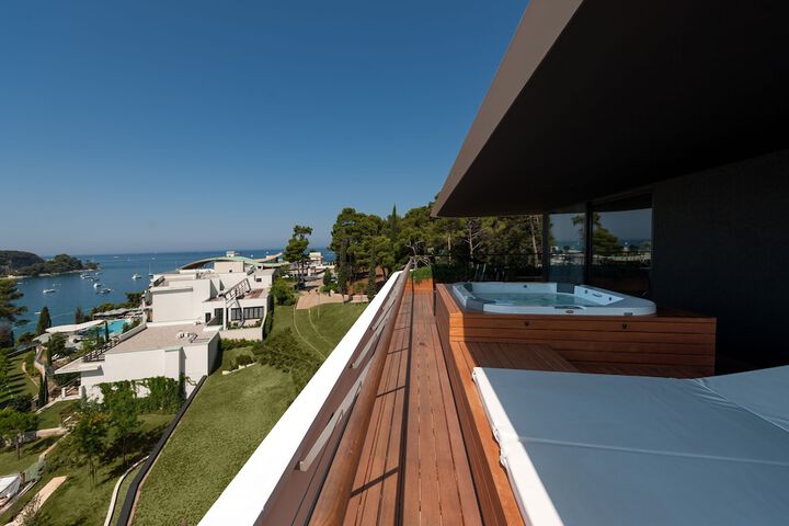 Terrace/Patio 119 of 120