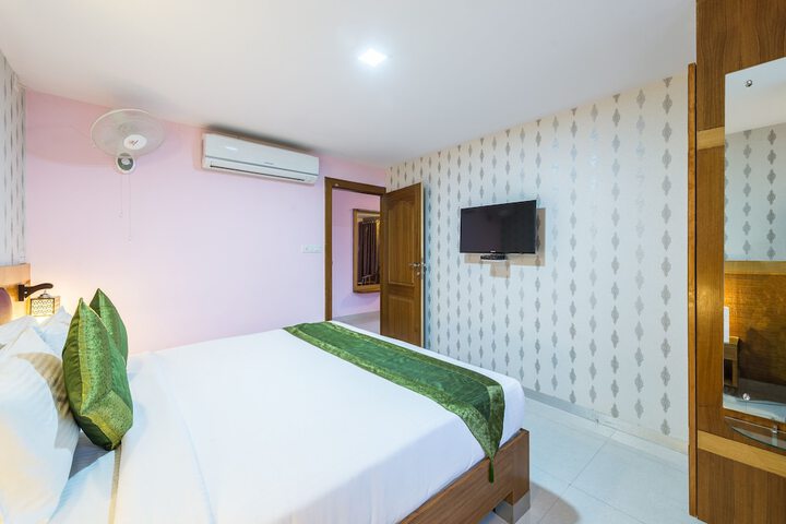 Room 8 of 41