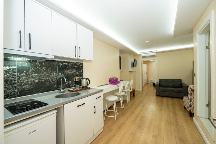 Room 20 of 60