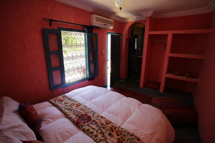 Room 4 of 22
