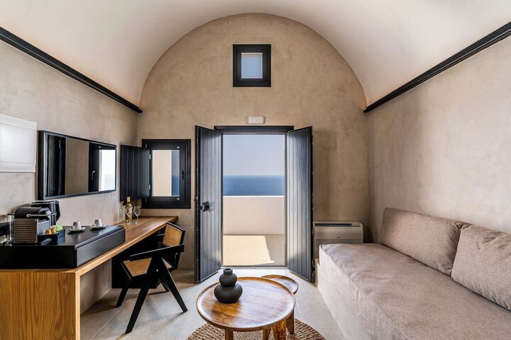 Room 4 of 41