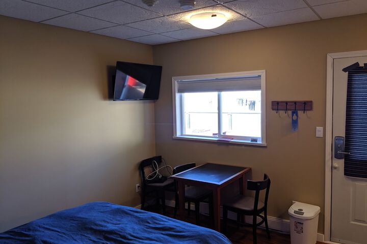 Room 7 of 85
