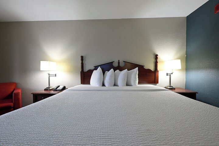 Room 8 of 31