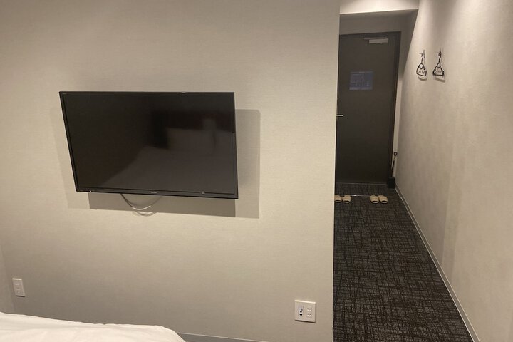 Room 13 of 46