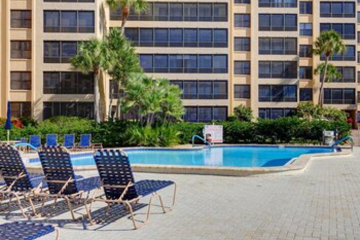 Pool 18 of 34