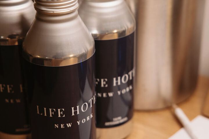 Room amenity