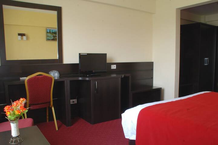 Room 10 of 51