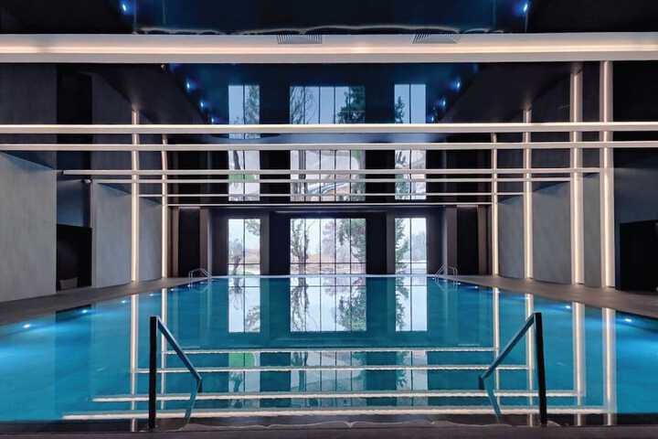 Pool 15 of 42