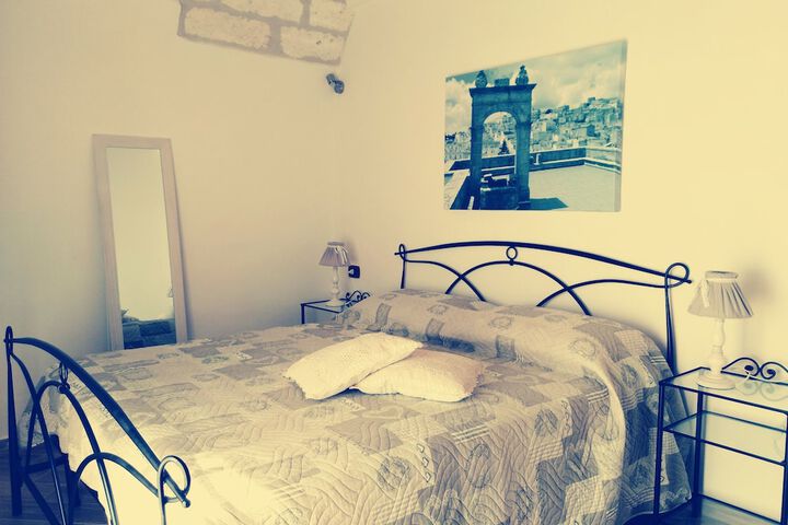 Room 8 of 15