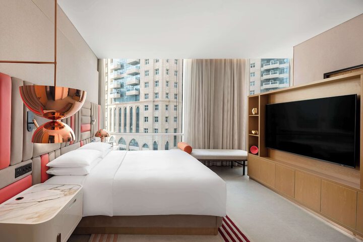Room 30 of 110