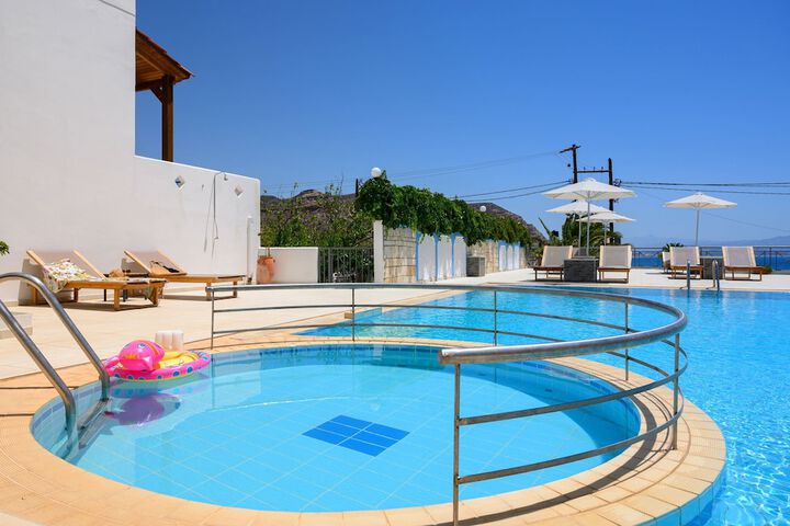 Pool 82 of 91