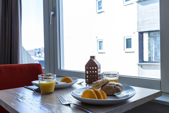 Breakfast/Coffee Service 57 of 59