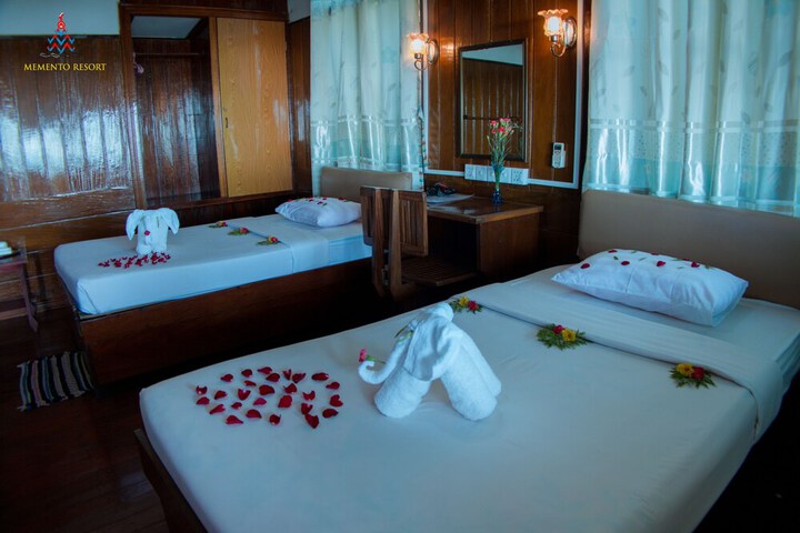 Room 4 of 61