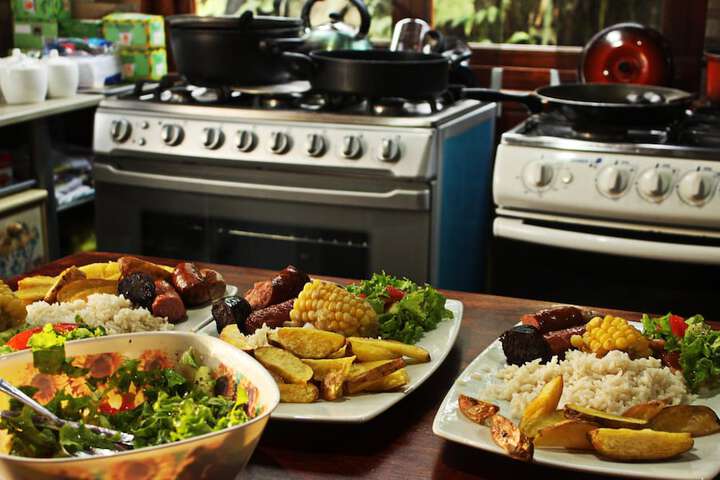 Dining 84 of 160