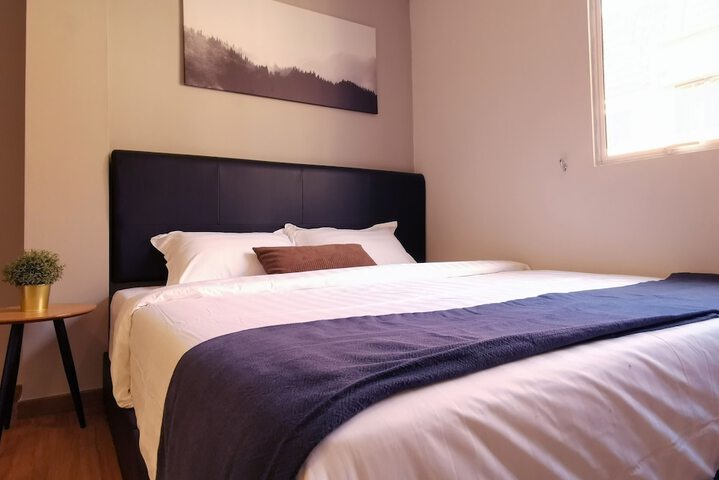 Room 12 of 43
