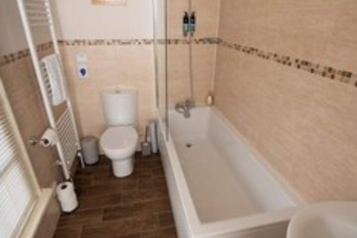 Room 3 of 35