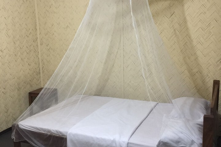 Room 5 of 24