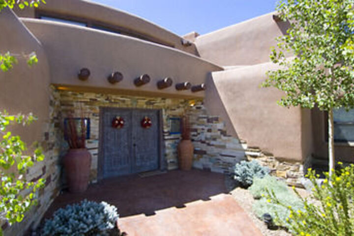 Exterior of EL OTRO MUNDO