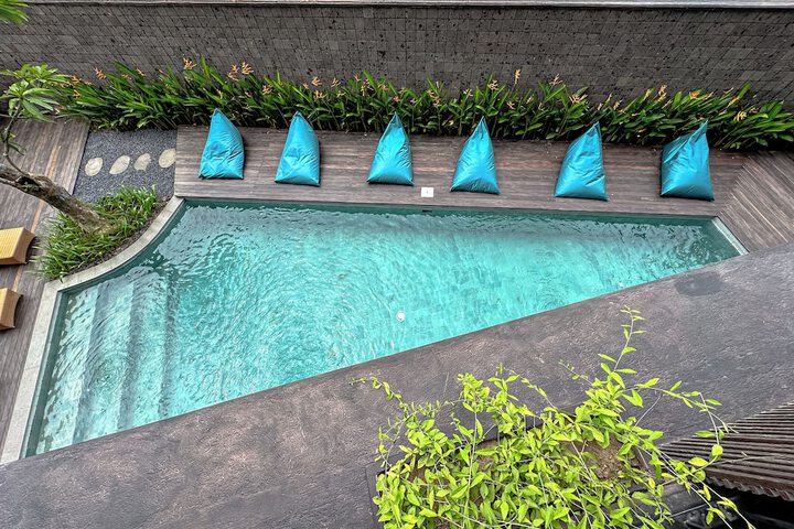 Pool 36 of 55
