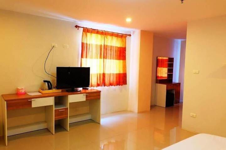 Room 10 of 43