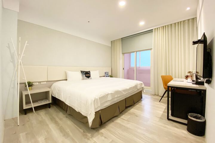 Room 18 of 41