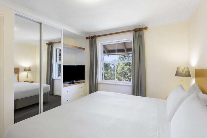 Room 65 of 178