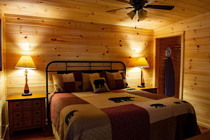Room 8 of 241