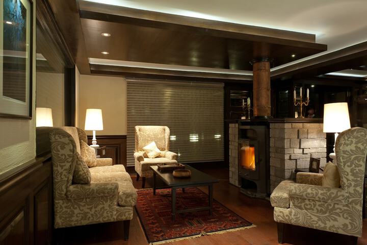 Hotel Interior 10 of 84