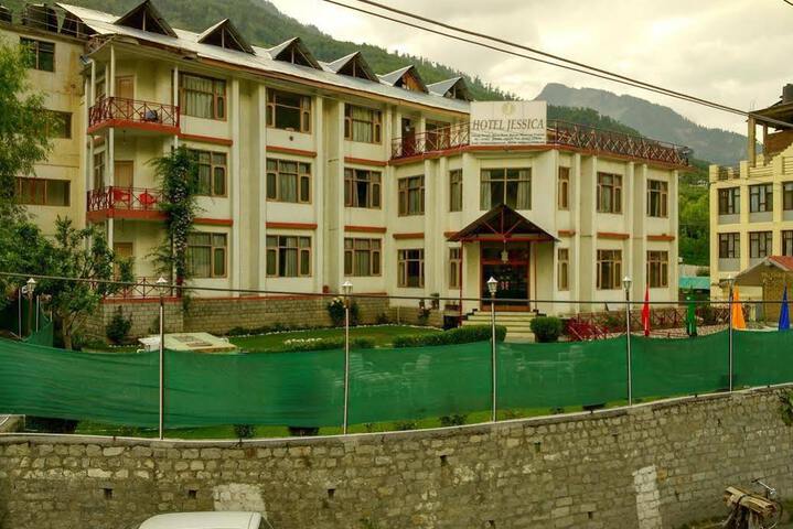 Hotel 5 of 10