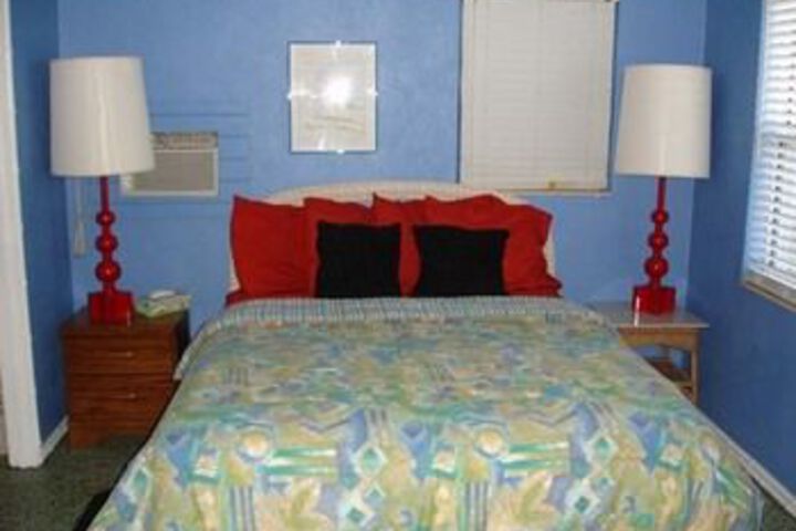 Room 11 of 26