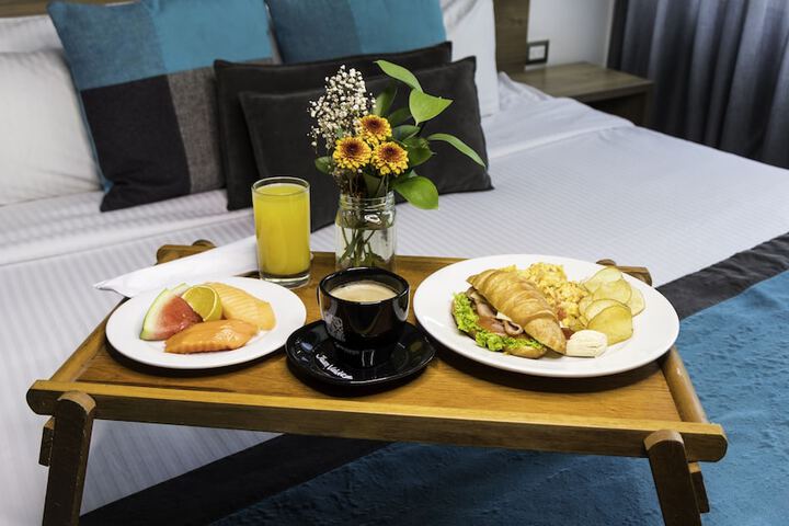 Dining Photos