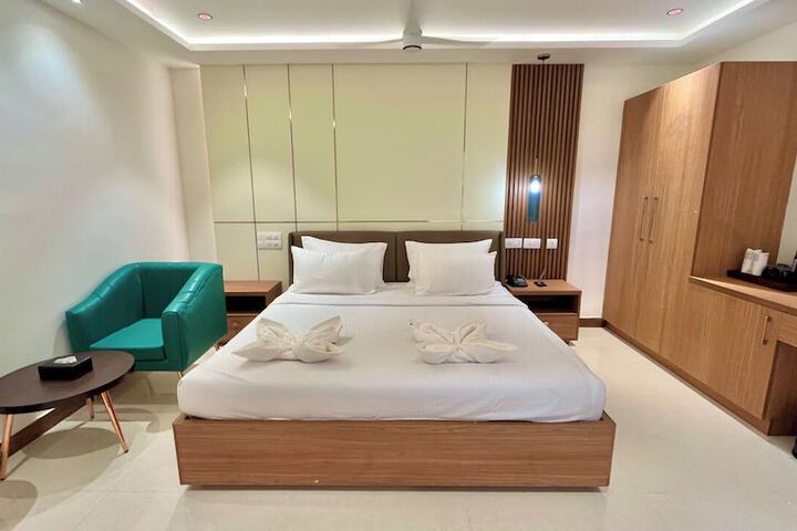 Room 62 of 97