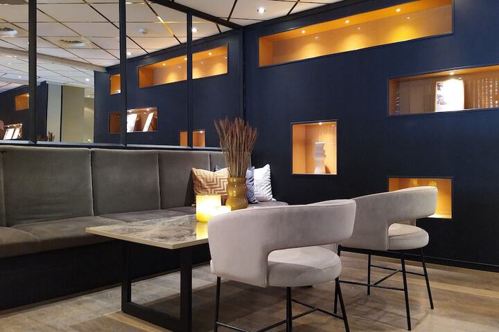 Guest Lobby