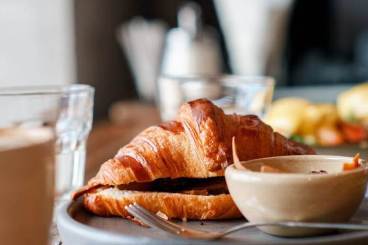 Breakfast/Coffee Service 89 of 138