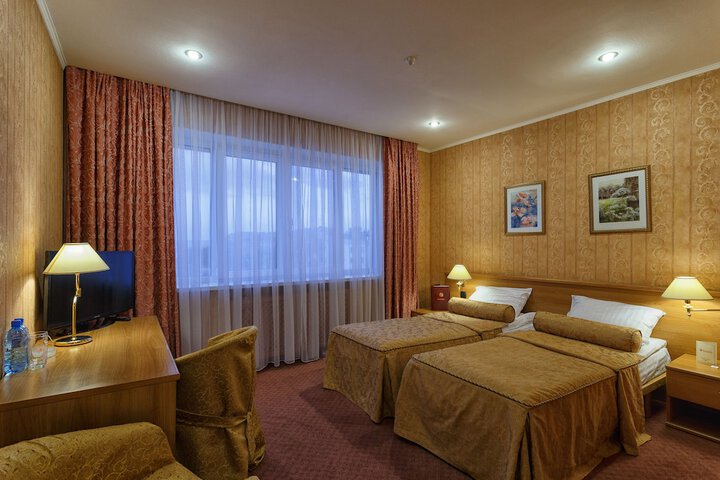 Room 5 of 61