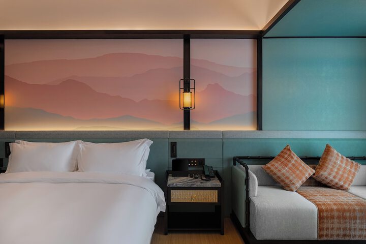 Room 11 of 49