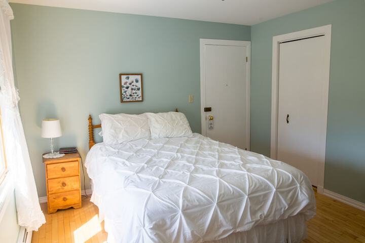 Room 12 of 68