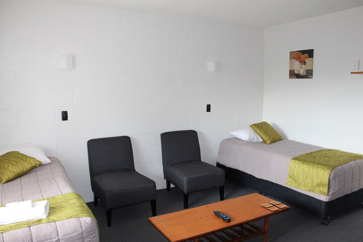 Room 21 of 39